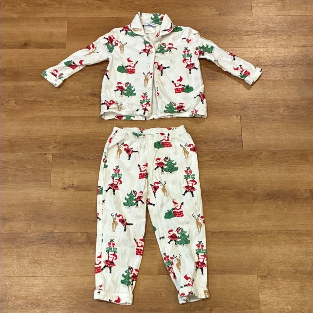 The Company Store Kids 100% Cotton Flannel Pajama‎ Set - White, Santa Reindeer